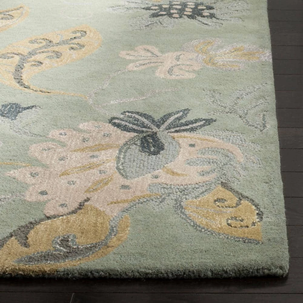 Jardin Light Green/Multi 8 ft. x 10 ft. Floral Area Rug by SAFAVIEH 10 Jardin Light Green/Multi 8 ft. x 10 ft. Floral Area Rug by SAFAVIEH - Image 10